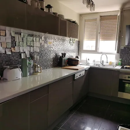 Apartament 16eme -psg Stade